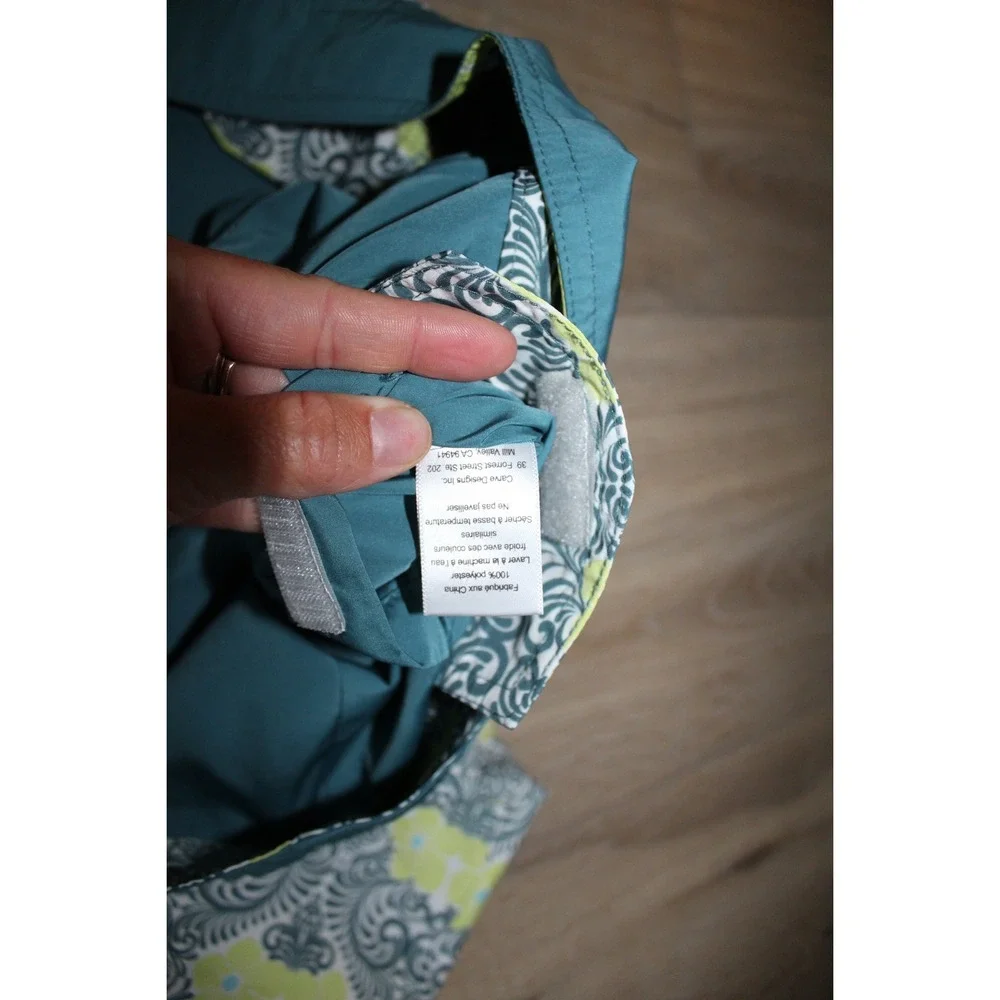 Carve Designs Womens Reversible Board Shorts Teal Floral Damask Size 16